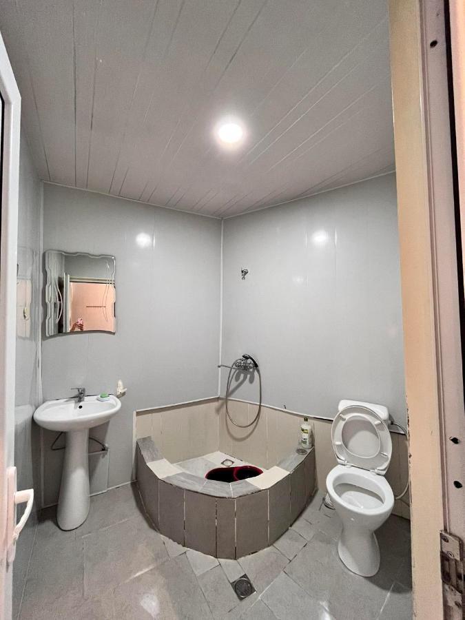 Apartment Zaziashvili 30 Tbilisi Buitenkant foto